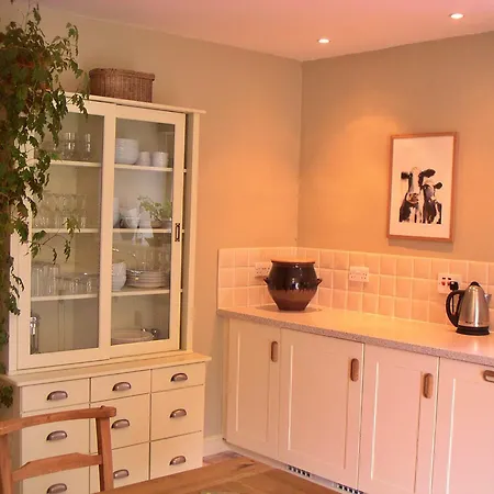 Finest Retreats - Ingleby Manor - East Wing *